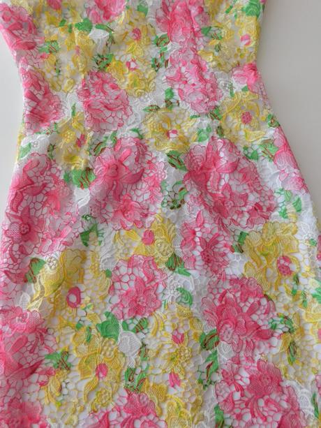 Dámské společenské šaty, 38