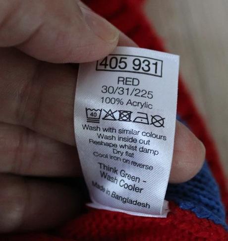 Svetr vel. 12 - 18 m, 86