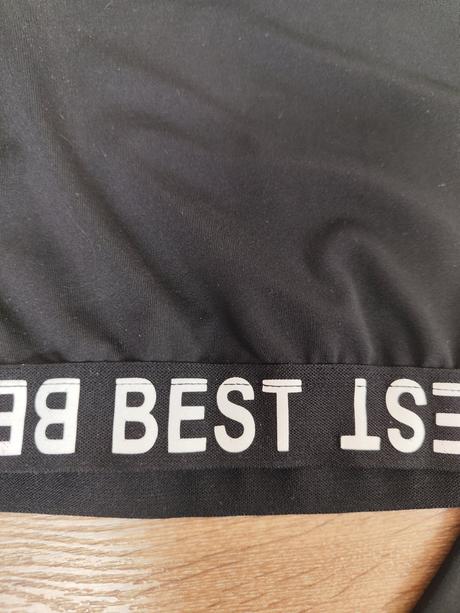 Sportovní triko - vel. 146, 146