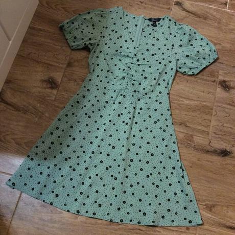 Lehoučké letní šaty, new look,164