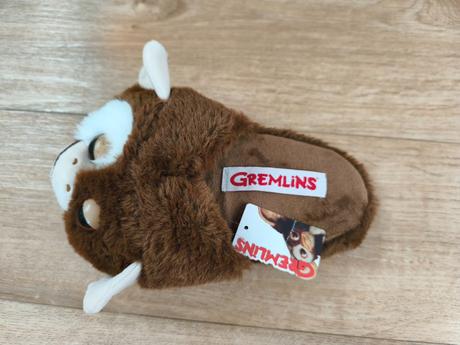 Bačkory gremlin, 34