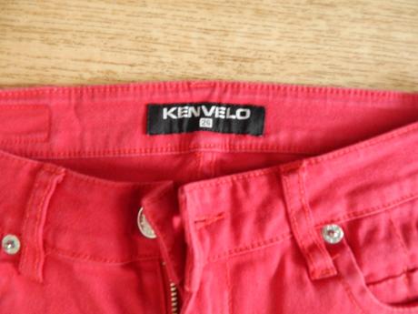 Dámské červené kraťasy, kenvelo,26