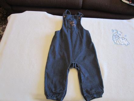 Pěkné černé slabší manžestráčky s laclem, vel. 80, f&f,74