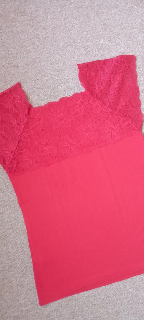 Tílko s krajkou zn."babell" vel."l", l