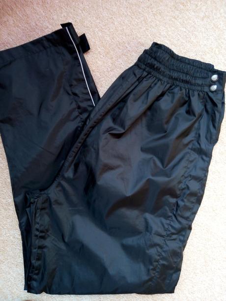 Šustaky zn."feroti sport" vel."l", l