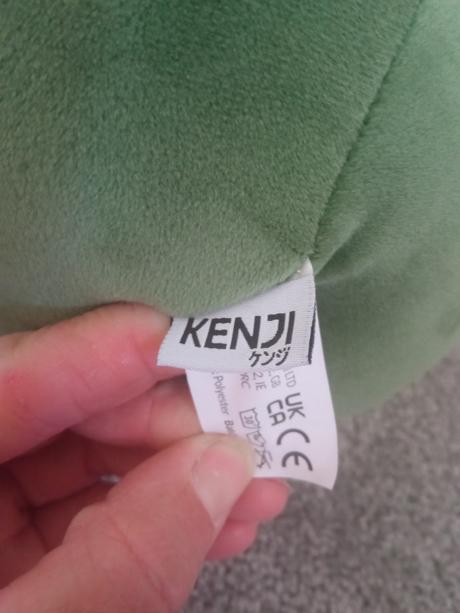 Squishmallow avokádo,