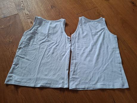 Tílko reserved č.134/140, reserved,134