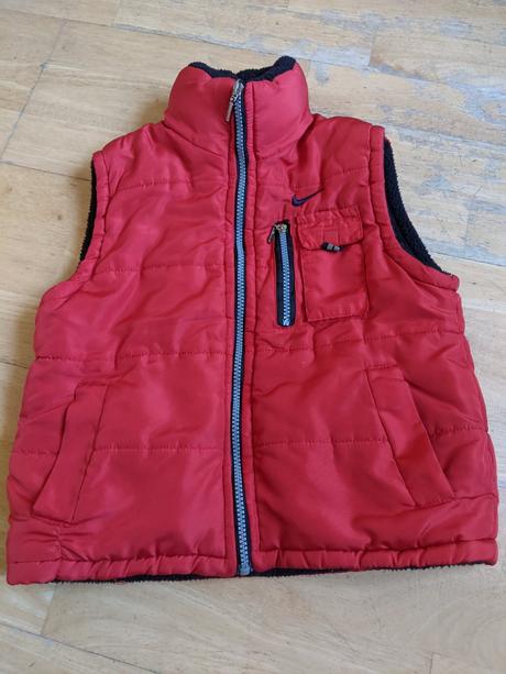 Vesta oboustranná unisex 'fajfka' vel cca 116, nike,116