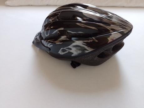 Cyklistická helma, l