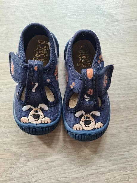 Chlapecké bačkory 21, 21