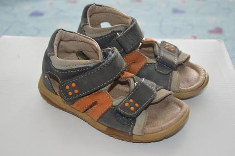 Kožené sandálky báren shuhe, bären-schuhe,24