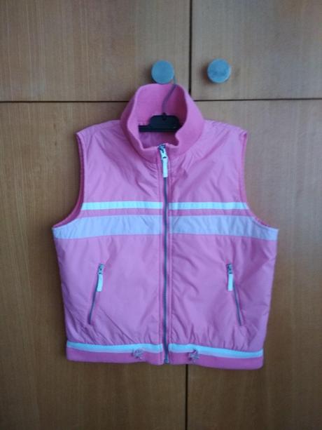 Dívčí šusťáková vesta, 152