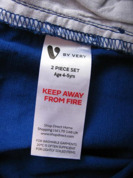 Modré plátěné kraťasy, 110