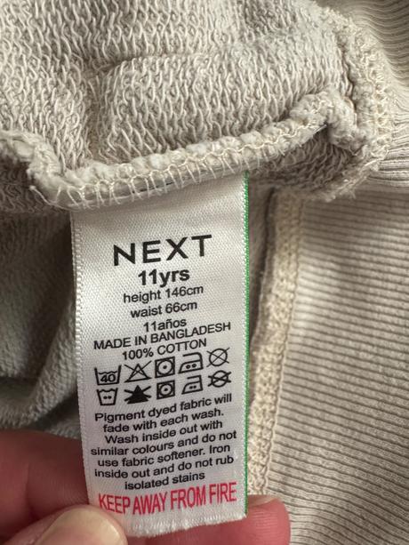 Mikina, next,146