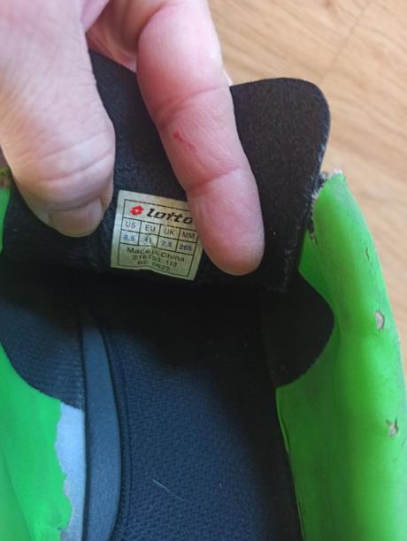 Kopačky vel.41 zn. lotto (26,5 cm), 41