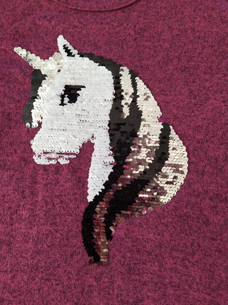 Růžová halenka, 140