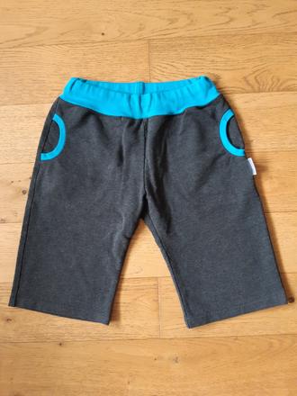 Teplákové kraťasy, 134