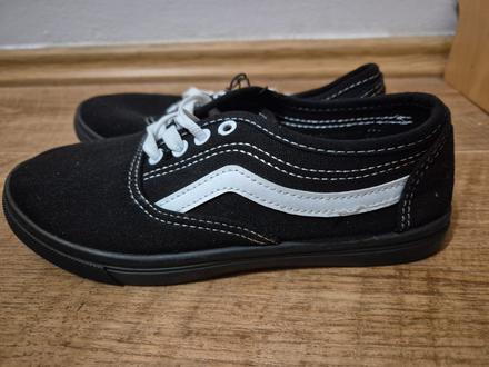 Plátěnky vel. 35 (22 cm), 35