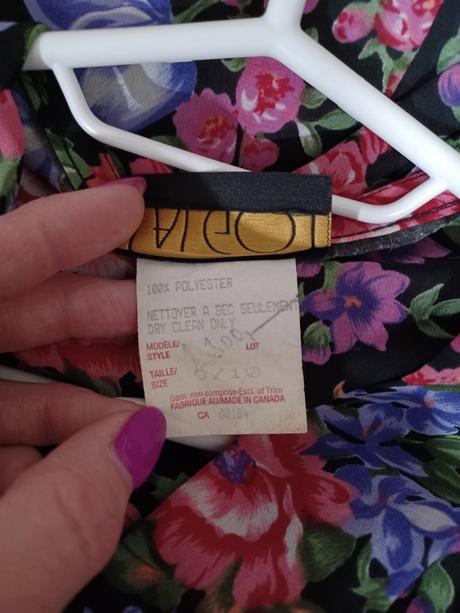 Květnované květinové kytičkové šaty vintage, m