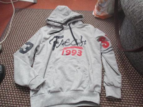 Mikina přes hlavu, 146