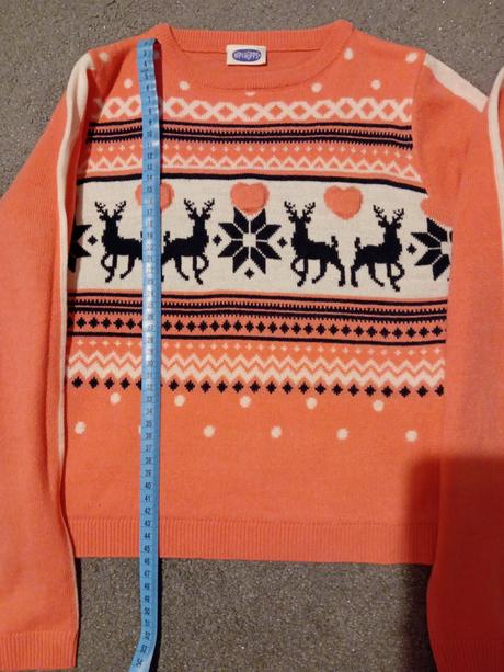 2 x vánoční svetřík svítící, 134