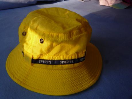 Žlutý klobouk vel. 56, 56