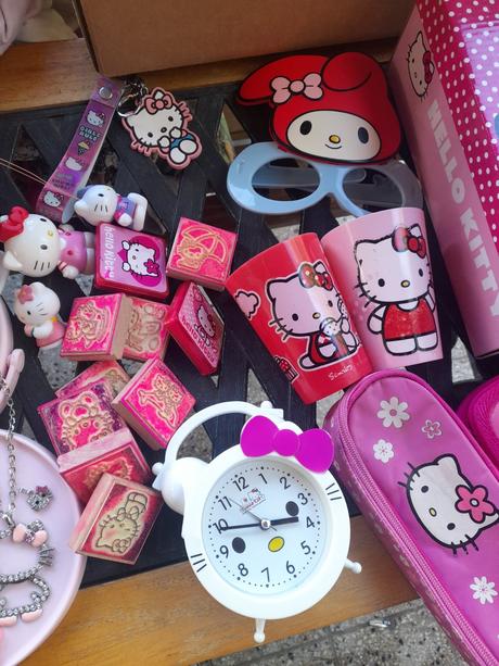 Hello kitty různé věci,
