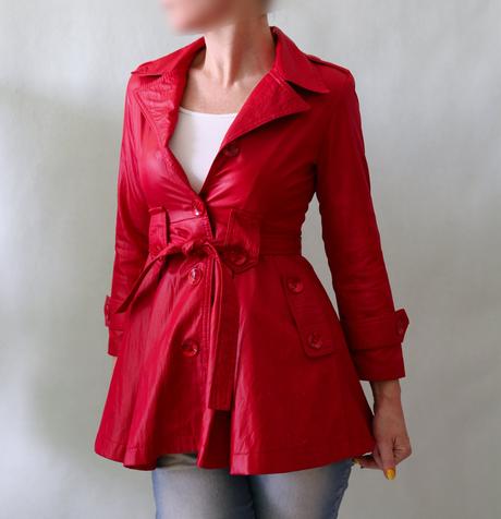 Červený kabátek se sukýnkou vel xxxs, xs