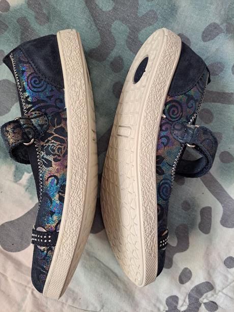 Kožené balerinky, baťa,36