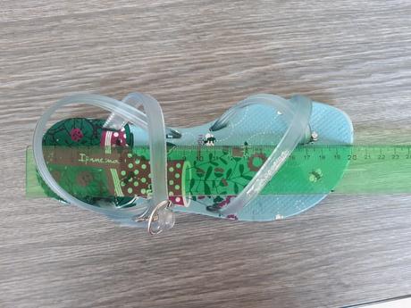 Dívčí sandále, sandálky, 32