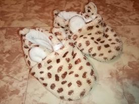 Dětské tygrované capáčky (vnitřní stélka 8 cm), <17