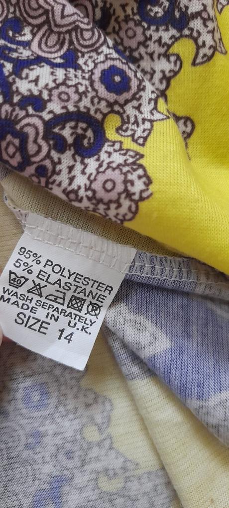 Boohoo pestré maxi šaty s vykrojenými zády, 42