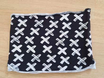 Nákrčník křížky, 