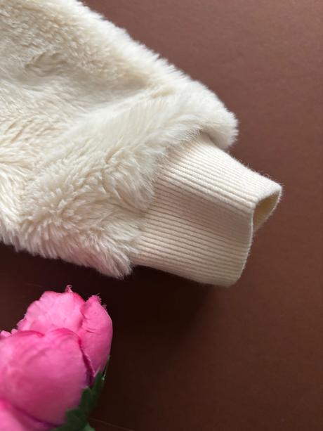 Mikina vánoční huňatá - v.18/24 měs. zn . nutmeg, 92