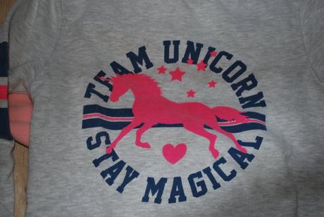 5x mikiny, svetry i jednotlivě, 134