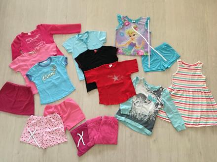 Balík dívčího letního oblečení (6 - 7 let), 104–116