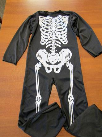 Karnevalový kostým -kostlivec vel 110-116, 