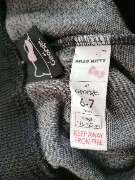 Sametové tepláky hello kitty vel 116 - 122, sanrio,116