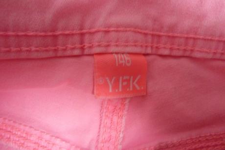 Kalhoty vel. 146, 146