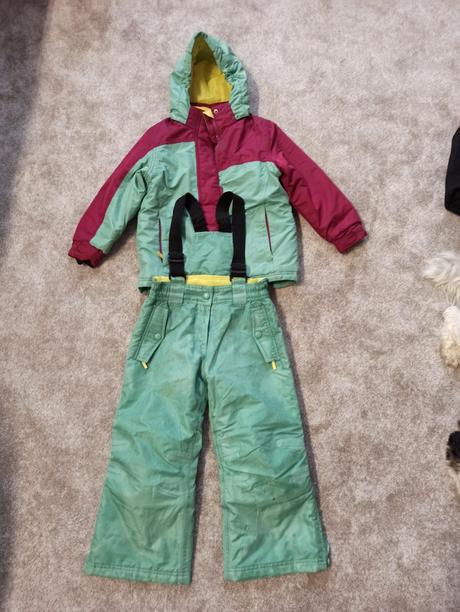 Lyžařský komplet, 110