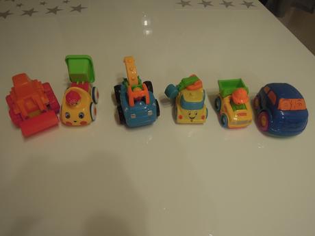 Sada autíček,