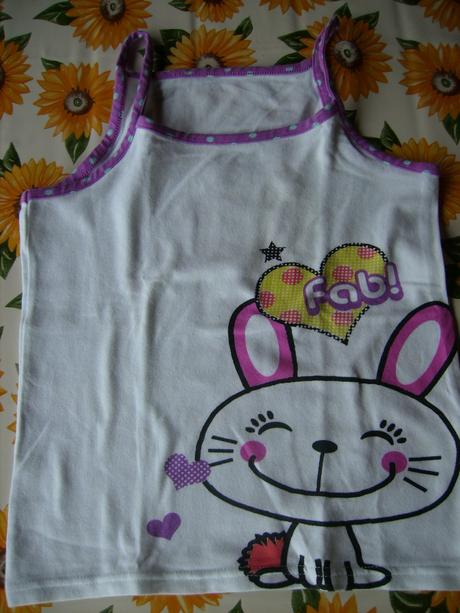 Tílka na léto pro malou slečnu vel. 4 - 5 let., disney,104