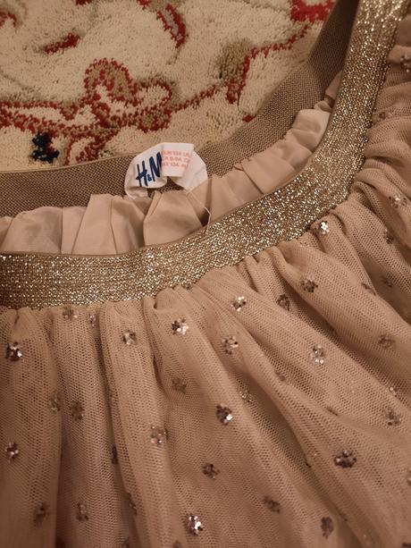 Zlatá puntíkatá tylová sukně, h&m,134