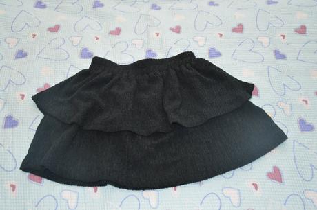 128 134 140 146 152 černá sukně s kanýry, 140