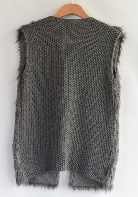 Vesta vel. 13 - 14 let, primark,164