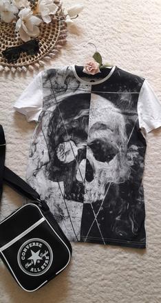 Liberto bavlněné tričko s lebkou slim fit, s