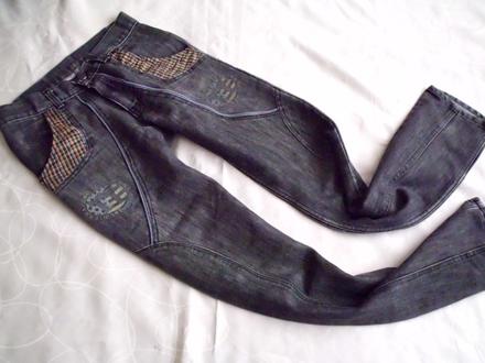 Uni 28, armani,m