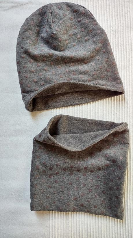 Komplet čepice a nákrčník 3-5 roků, 54