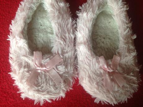 Dívčí papuče, 22