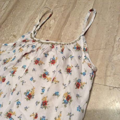 Lehoučké letní šaty, 110